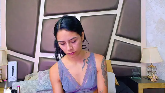 Snapshot of NicoleEsposito chatting on 15, 7, 2026 NicoleEsposito online show from 15, 7, 2026