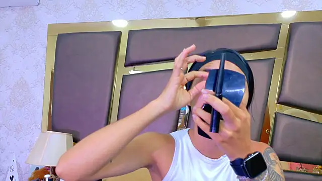 NicoleEsposito online show from 31, 3, 2026