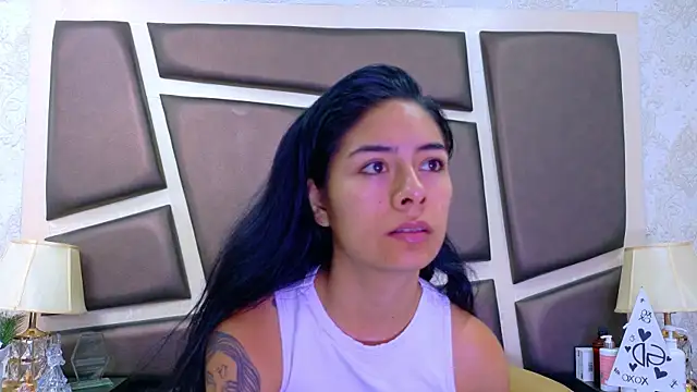 NicoleEsposito online show from 27, 4, 2026