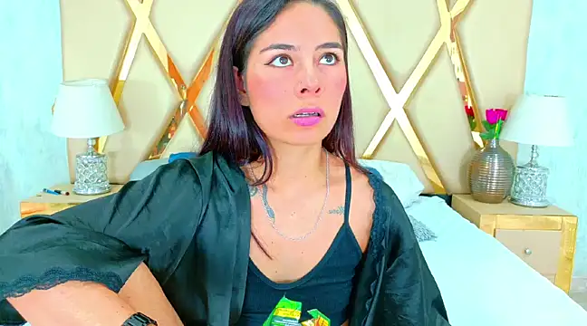 Snapshot of NicoleEsposito chatting on 15, 3, 2025 NicoleEsposito online show from 15, 3, 2025