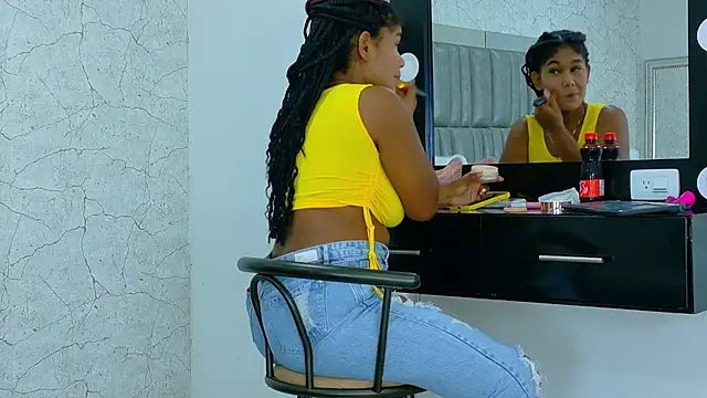 AlisonJaimes online show from 15, 10, 2025