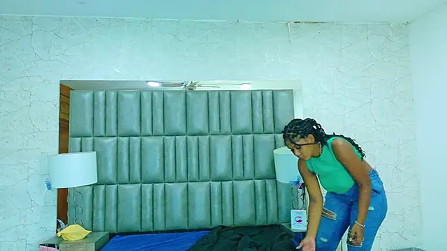 AlisonJaimes online show from 23, 9, 2025