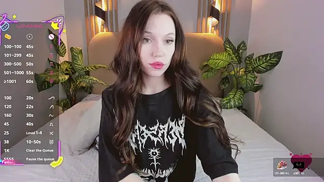 NikkiMiltons online show from 9, 9, 2025