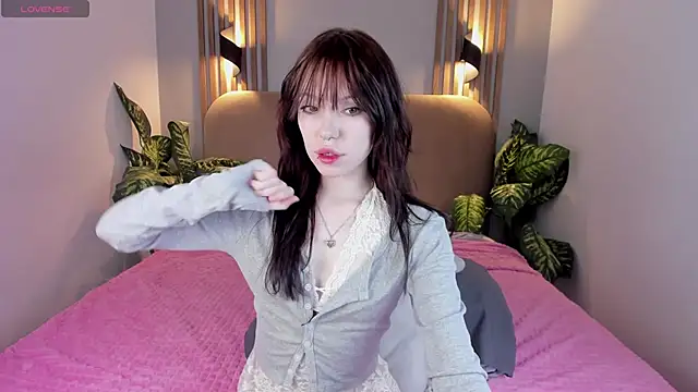 NikkiMiltons online show from 30, 11, 2025