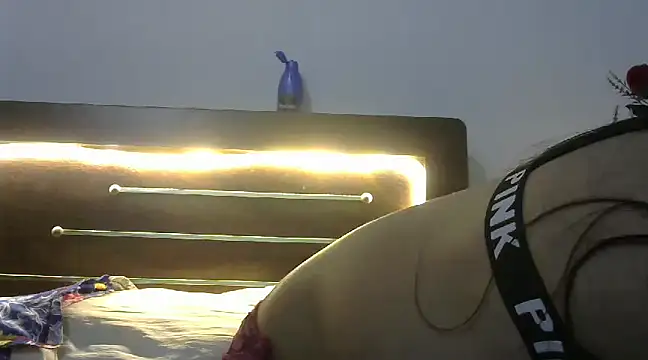 Janvi singh98 online show from 25, 12, 2024