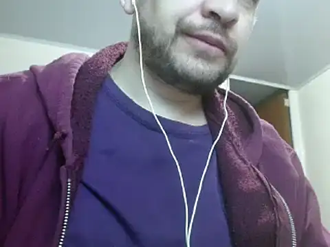 camiloking1720 online show from 15, 2, 2025