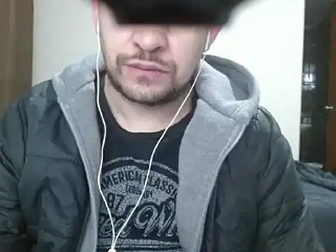 camiloking1720 online show from 28, 2, 2025