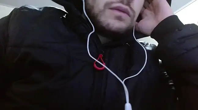 camiloking1720 online show from 13, 3, 2025