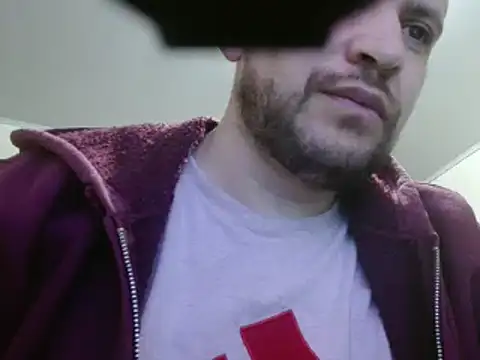 camiloking1720 online show from 15, 2, 2025