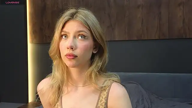 Rainaslater online show from 8, 2, 2025