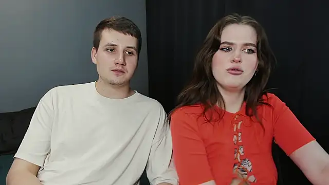 Pinku kitsune online show from 9, 3, 2025