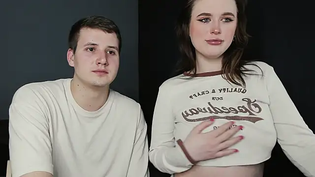 Pinku kitsune online show from 12, 3, 2025