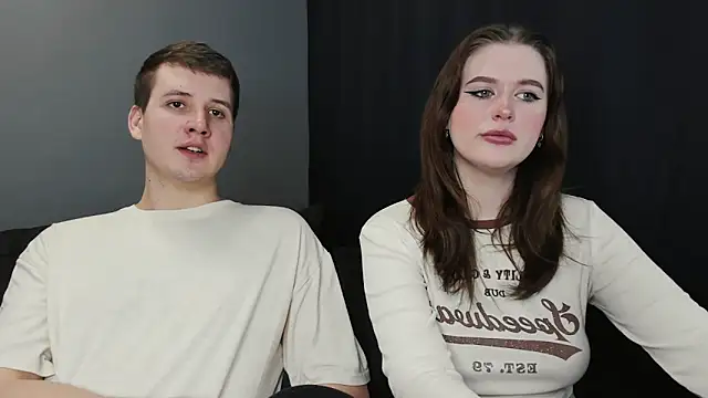 Pinku kitsune online show from 12, 3, 2025