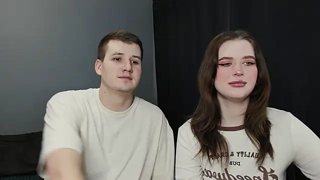 Pinku kitsune online show from 26, 2, 2025