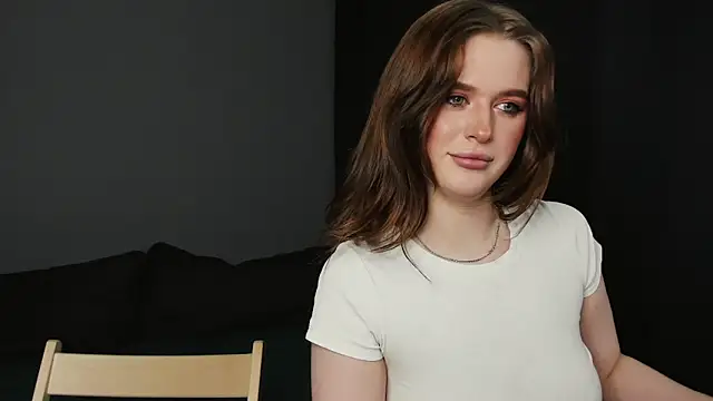 Pinku kitsune online show from 19, 3, 2025