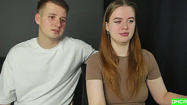 Pinku kitsune online show from 11, 11, 2025