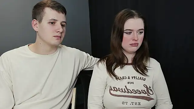 Pinku kitsune online show from 28, 2, 2025