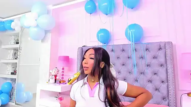 Snapshot of HaileeRoberts chatting on 3, 10, 2025 HaileeRoberts online show from 3, 10, 2025