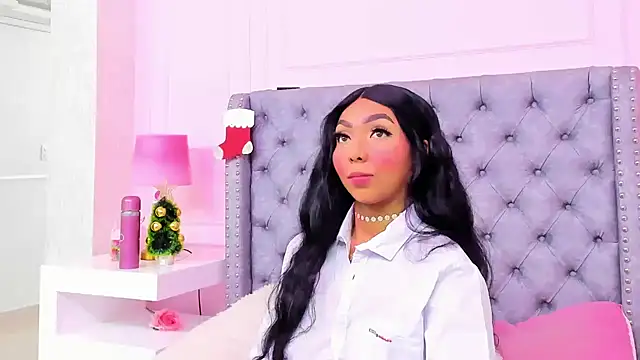 Snapshot of HaileeRoberts chatting on 19, 11, 2025 HaileeRoberts online show from 19, 11, 2025