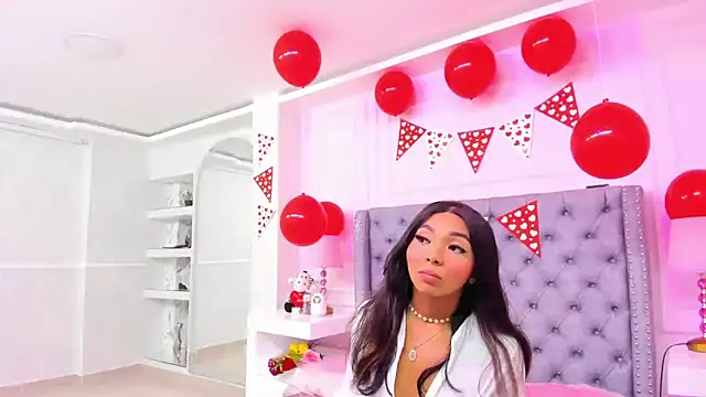 Snapshot of HaileeRoberts chatting on 21, 9, 2025 HaileeRoberts online show from 21, 9, 2025