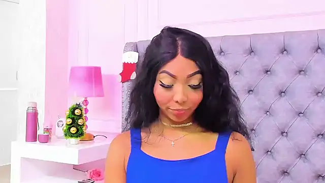 Snapshot of HaileeRoberts chatting on 30, 11, 2025 HaileeRoberts online show from 30, 11, 2025