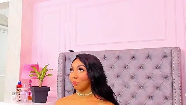 HaileeRoberts online show from 3, 2, 2026