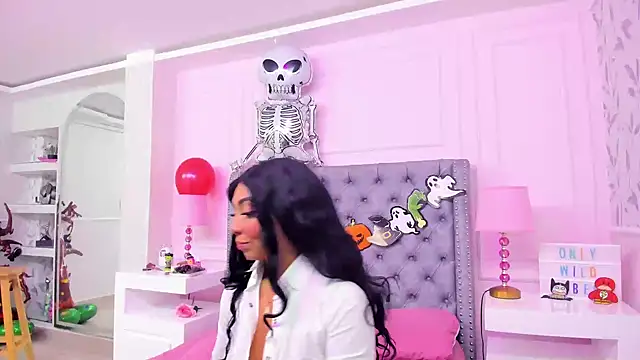 Snapshot of HaileeRoberts chatting on 21, 10, 2025 HaileeRoberts online show from 21, 10, 2025