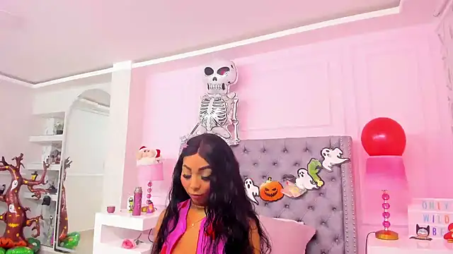 Snapshot of HaileeRoberts chatting on 29, 10, 2025 HaileeRoberts online show from 29, 10, 2025