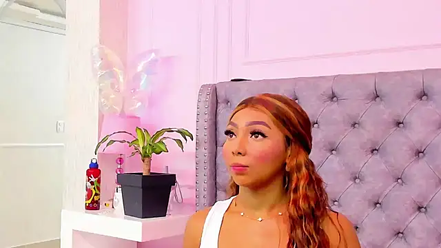 HaileeRoberts online show from 16, 3, 2026