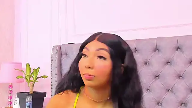 HaileeRoberts online show from 18, 1, 2026