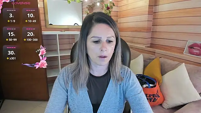 Snapshot of Victoria_collins_1 chatting on 19, 4, 2026 Victoria collins 1 online show from 19, 4, 2026