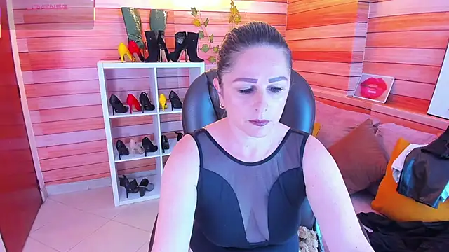 Victoria collins 1 online show from 16, 12, 2025