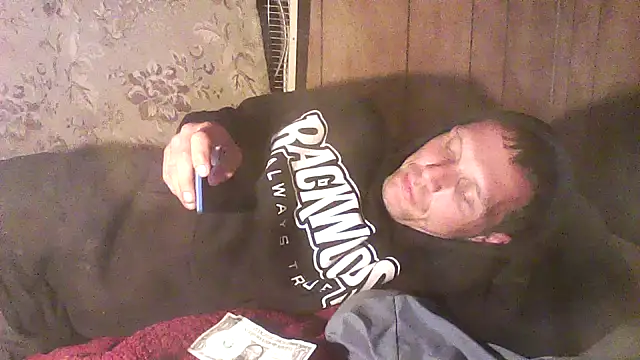 luke thighwalker2469 online show from 23, 4, 2026