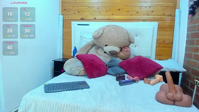 Dulcex69 online show from 24, 2, 2026