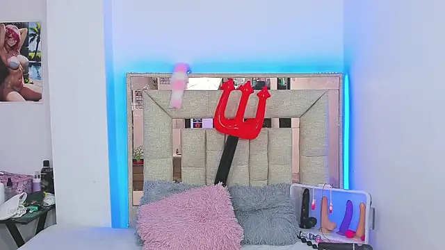 melody bonnet online show from 18, 10, 2025