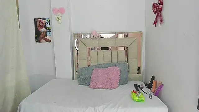 melody bonnet online show from 7, 2, 2025