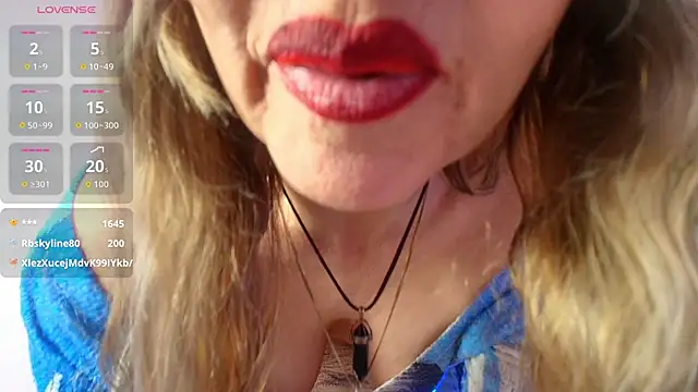 ChalotteGrey online show from 15, 10, 2025