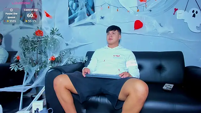 Cristopher strong online show from 22, 10, 2025