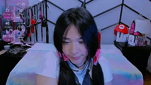 AlanaLuck online show from 5, 11, 2025