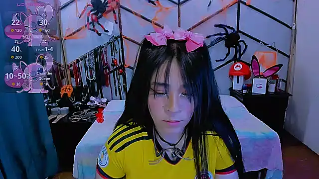 AlanaLuck online show from 11, 10, 2025