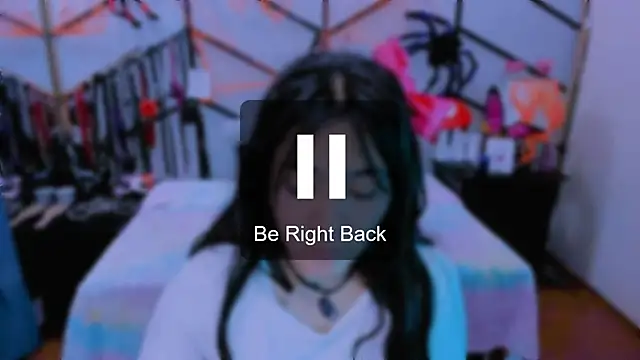 AlanaLuck online show from 31, 10, 2025