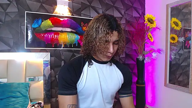 Demitryo online show from 18, 3, 2025