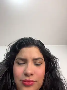 lolaa staars online show from 14, 10, 2025