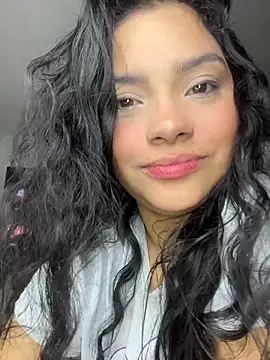 lolaa staars online show from 11, 10, 2025