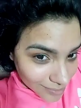 lolaa staars online show from 28, 2, 2025