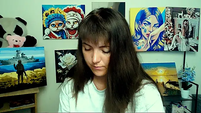 Snapshot of Darina_M_ chatting on 5, 7, 2026 Darina M online show from 5, 7, 2026