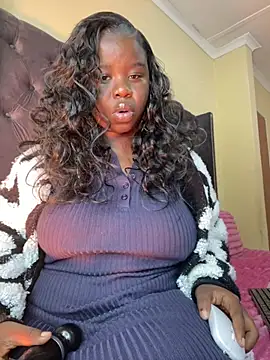 Snapshot of DarkBerry87 chatting on 7, 7, 2026 DarkBerry87 online show from 7, 7, 2026