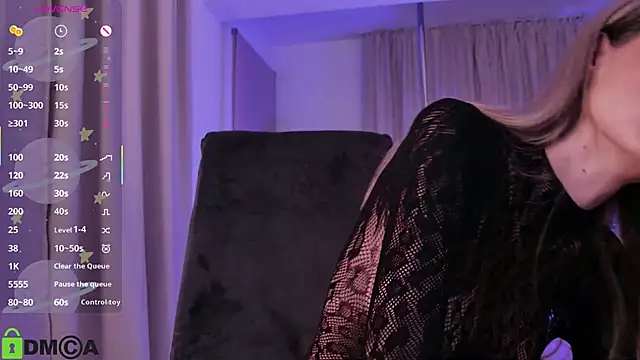 AllenaMoon online show from 5, 11, 2025