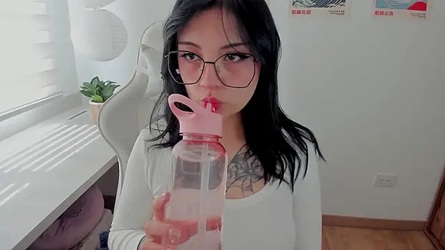 Snapshot of Hannya_moon chatting on 8, 7, 2026 Hannya moon online show from 8, 7, 2026