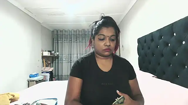 Indianmayaxoxo online show from 22, 10, 2025